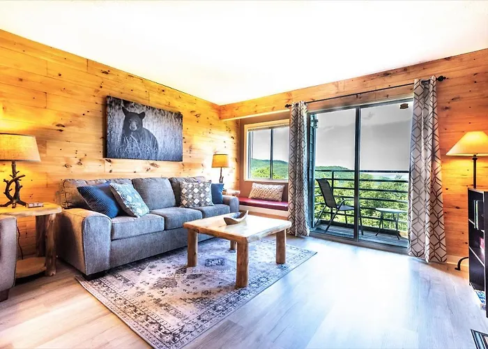 Mountain Villa Magnificent Views - 2 Pools, Fireplace&Hot Tub