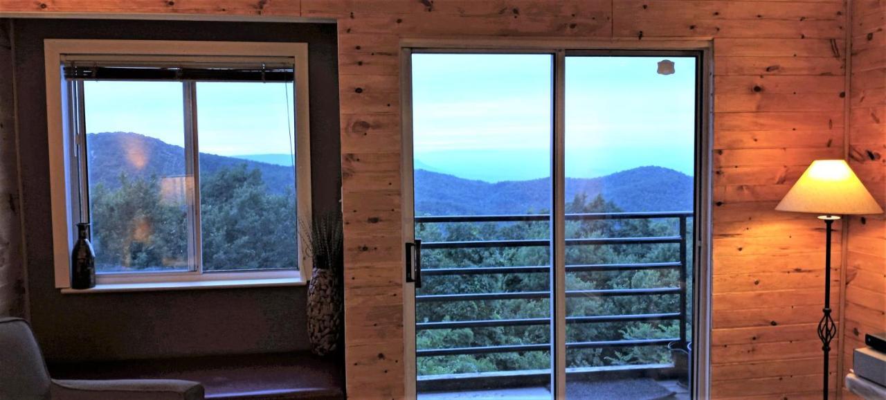 Mountain Magnificent Views - 2 Pools, Fireplace&hot Tub * Gatlinburg