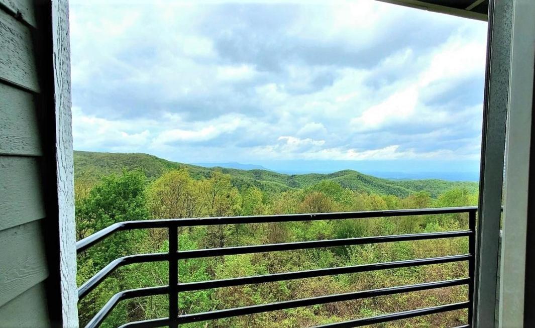 Mountain Magnificent Views - 2 Pools, Fireplace&hot Tub Appartamento *